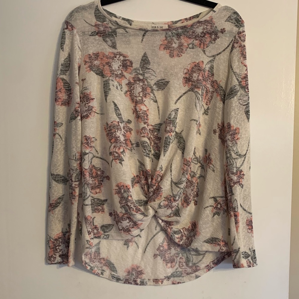 Floral top